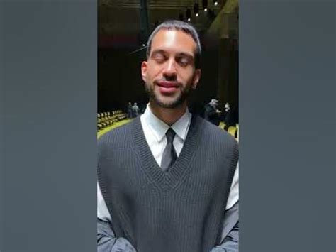 mahmood sfilata gucci|Breve intervista di MF Fashion a Mahmood alla sfilata .